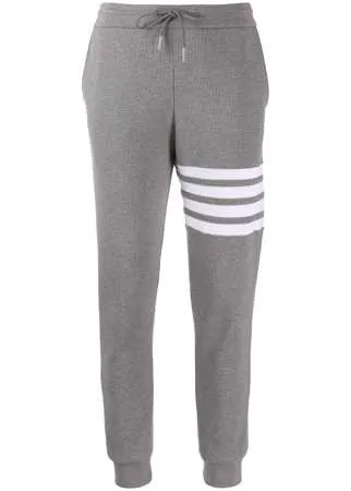 Thom Browne фактурные спортивные брюки с полосками 4-Bar
