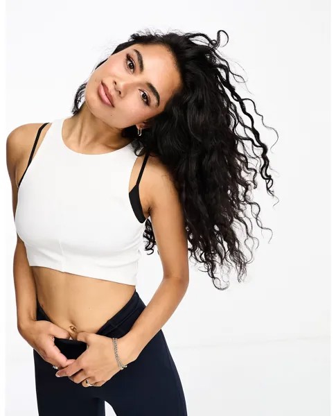 Укороченный жилет ASOS 4505 с изогнутым краем и активной резинкой