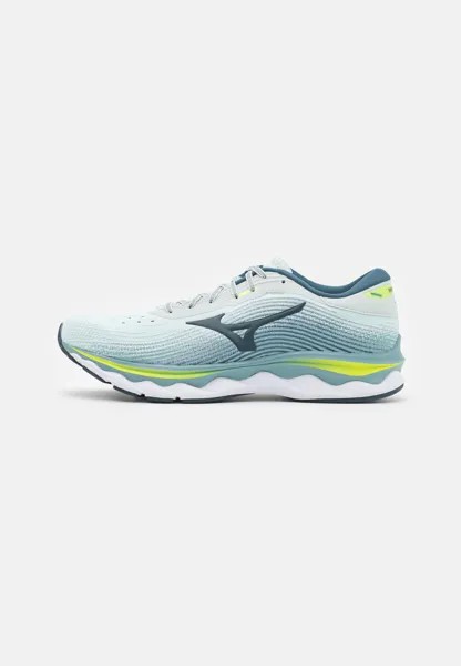 Нейтральные кроссовки Wave Sky 5 Mizuno, цвет misty blue/orion blue/neo lime