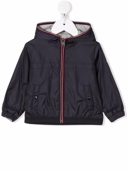 Moncler Enfant куртка с нашивкой-логотипом