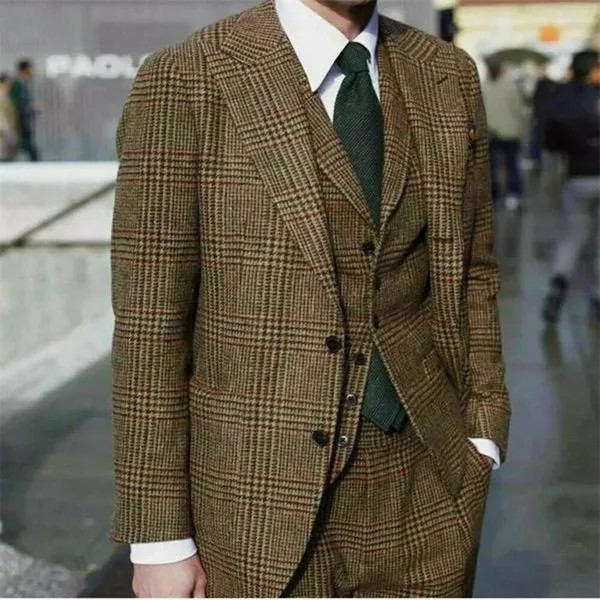 Зимние Модные мужские костюмы из твида под заказ, шерстяной плотный современный пиджак блейзер из 3 предметов, пальто + брюки + жилет, костюмы с остроконечным лацканом