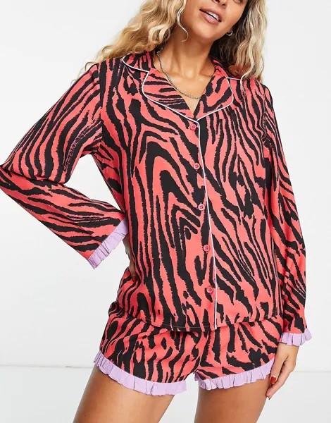 Красно-сиреневый комплект из модальной рубашки с тигровым принтом и короткой пижамы с контрастной оборкой ASOS DESIGN