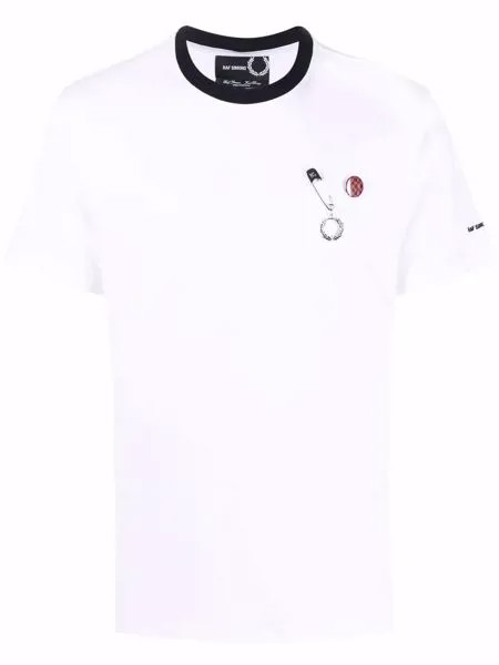 Raf Simons X Fred Perry футболка с брошью