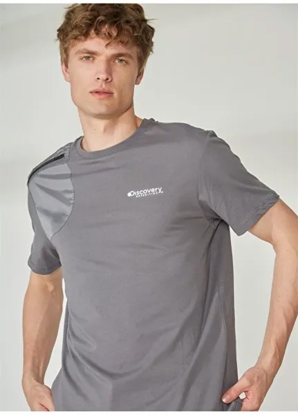 Однотонная мужская футболка с круглым вырезом антрацитового цвета Discovery Expedition