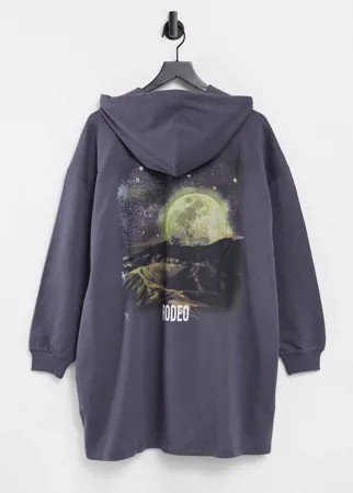 Темно-серое платье-худи в стиле oversized с фотопринтом и надписью 