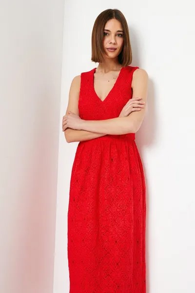 Кружевное платье миди без рукавов с V-образным вырезом Dorothy Perkins, красный