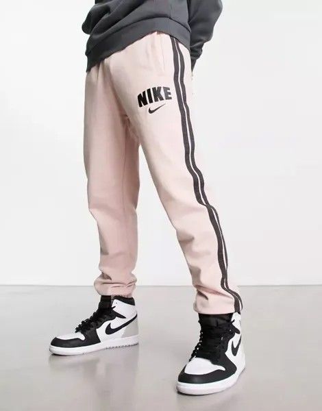 Розовые оксфордские джоггеры из флиса Nike Retro