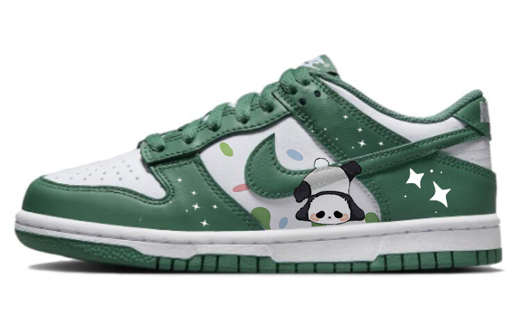 Кроссовки Nike Dunk Skateboarding Shoes Women's Low-top Green/White, зеленый