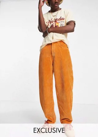 Вельветовые винтажные джинсы цвета охры в стиле 90-х Reclaimed Vintage Inspired-Оранжевый цвет