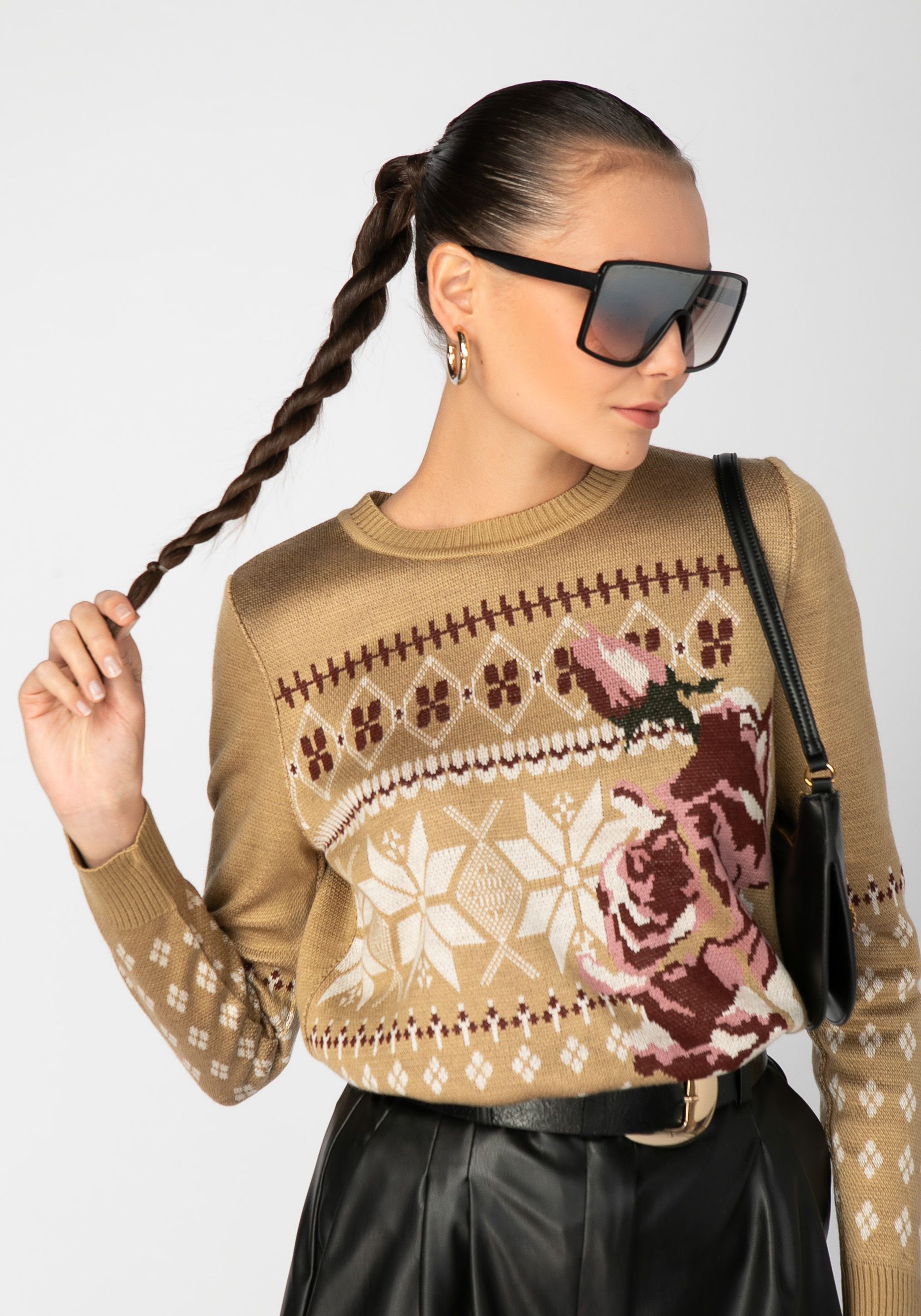 Джемпер женский Vivawool 309145 коричневый 42 RU