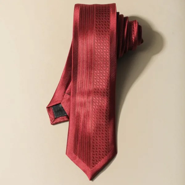 Для мужчины Однотонный галстук с вышивкой