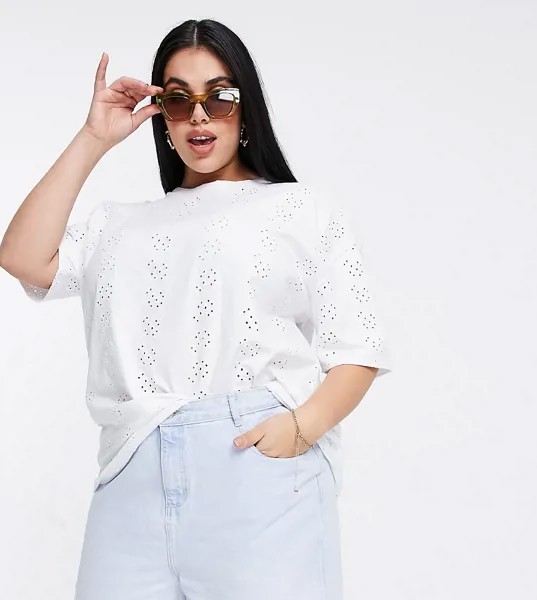 Футболка в стиле oversized со сплошной вышивкой ришелье ASOS DESIGN Curve-Белый