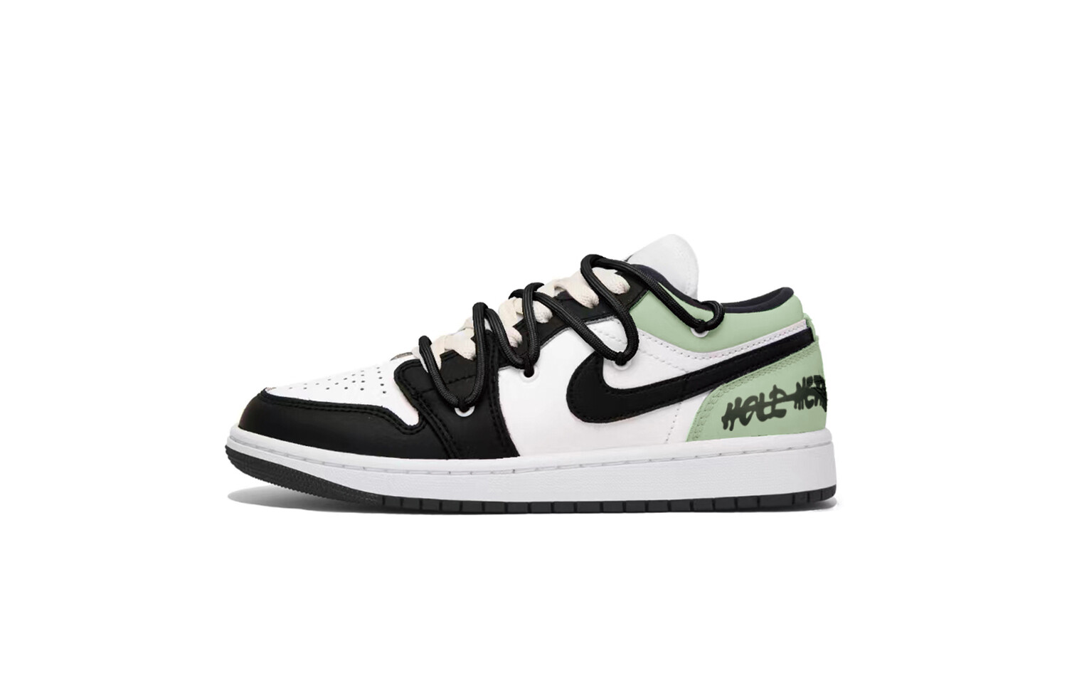 Кроссовки Air Jordan 1 Vintage Basketball Shoes Women's Low-top Black/White/Green, зеленый