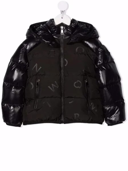 Moncler Enfant пуховик с капюшоном и логотипом