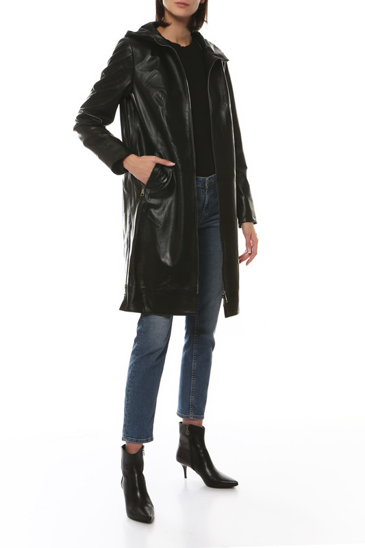 Кожаная куртка женская VENETTI LEATHER&FUR 3001/100 черная 56