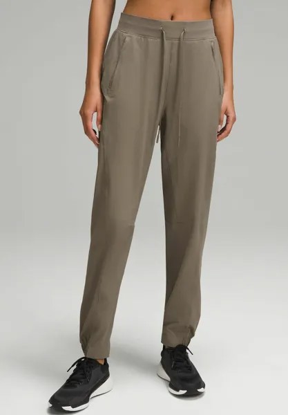 Спортивные штаны LICENSE TO TRAIN lululemon, цвет brown