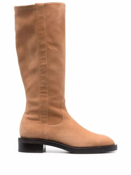 Stuart Weitzman сапоги по колено, коричневый