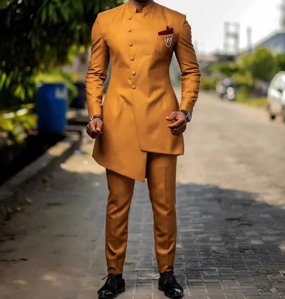 Стильный индийский свадебный мужской костюм, индивидуальный пошив, облегающий костюм для лучшего мужчины, смокинг, вечерний, золотой халат, Блейзер, брюки, 2 шт.