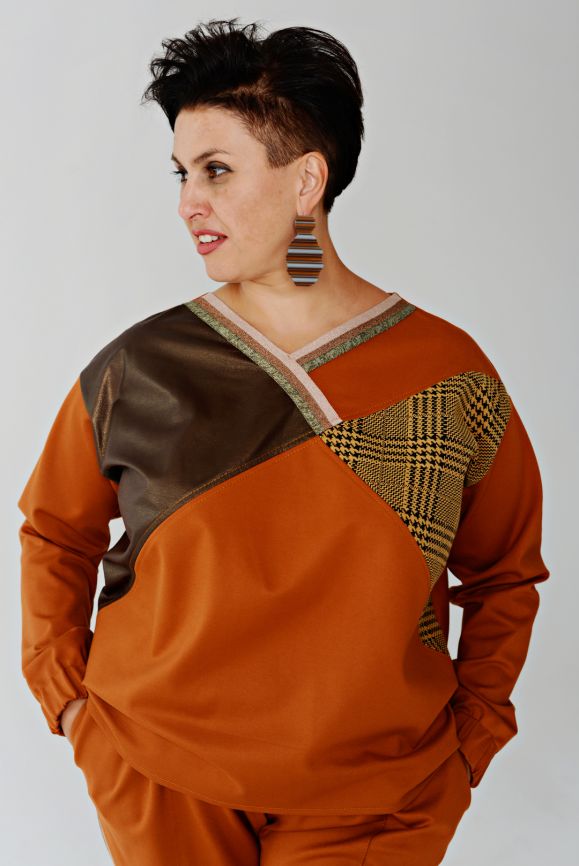 Свитшот женский Миллена Шарм OverSize 46549 оранжевый 46-50