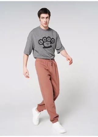 Спортивные брюки ТВОЕ 76903 размер S, коричневый, MEN