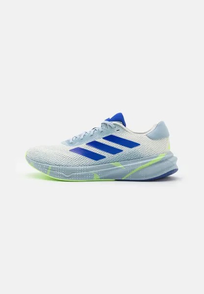 Нейтральные кроссовки SUPERNOVA STRIDE adidas Performance, цвет off white/lucid blue/green spark