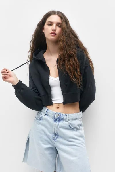 Укороченная толстовка с капюшоном на молнии Pull&Bear, блеский черный