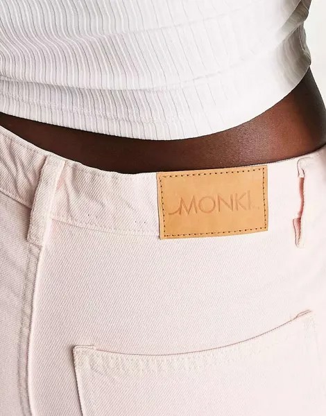 Розовые прямые джинсы Monki для спецодежды