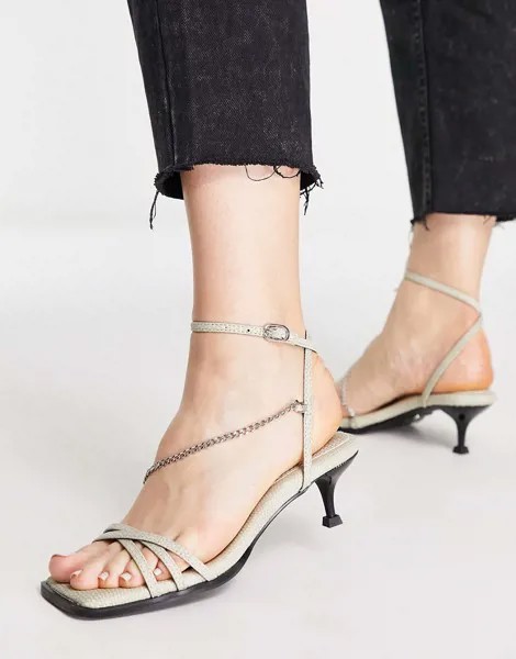 Светло-бежевые сандалии на низком каблуке с цепочками Topshop Nimble-Светло-бежевый цвет