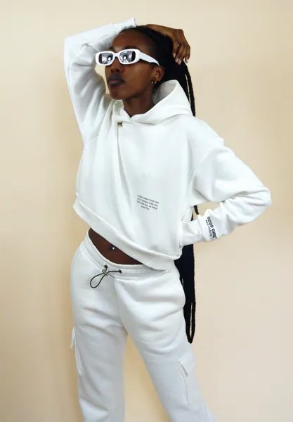 Толстовка LAYN Good Girl Bad Habits, цвет pearl white