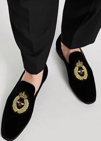 Черные лаковые лоферы с декоративной нашивкой ASOS DESIGN-Черный цвет