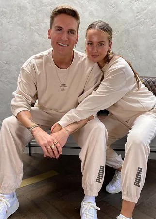 Бежевые oversized-джоггеры Puma эксклюзивно для ASOS-Бежевый