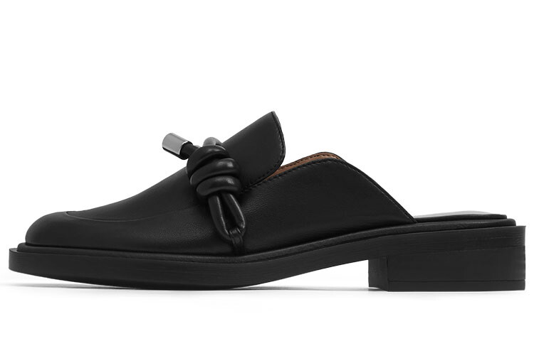 Тапочки женские Charles&Keith