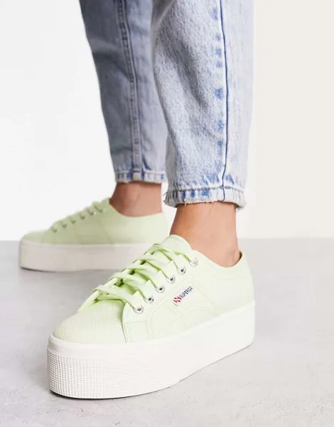 Кроссовки на плоской платформе Superga 2790 зеленого цвета первоцвета