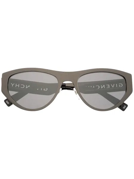 Givenchy Eyewear солнцезащитные очки в оправе 'кошачий глаз'