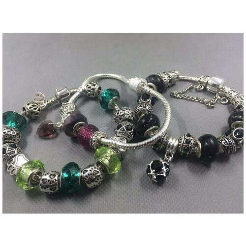Браслет-цепочка Handinsilver (Посеребриручку) Комплект из трех браслетов с шармами из бижутерной стали, стразы, стекло, муранское стекло, 3 шт., размер 18 см, зеленый