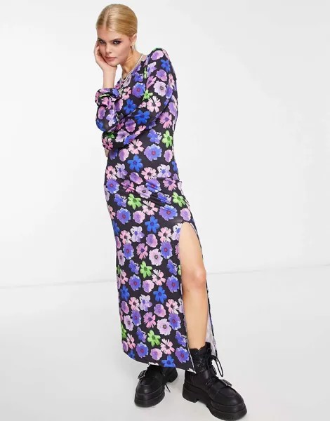 Эксклюзивное платье макси с открытой спиной и разрезом по бокам фиолетового цвета с цветочным принтом ONLY