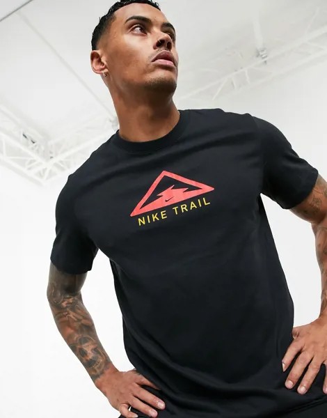 Черная футболка с логотипом Nike Running-Черный