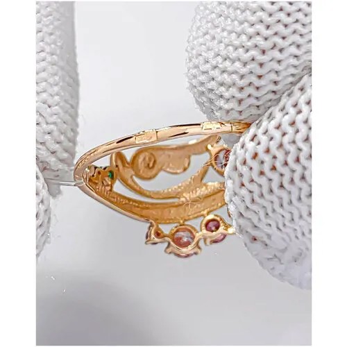 Кольцо Trade Jewelry из золота 585 пробы с зелеными и розовыми фианитами