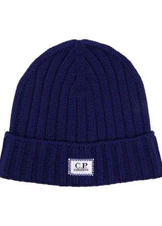C.P. Company шапка бини в рубчик с нашивкой-логотипом