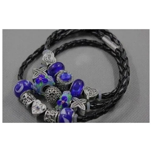 Плетеный браслет Handinsilver ( Посеребриручку ) Браслет с шармами на кожаной основе в три оборота, стразы, муранское стекло, экокожа, стекло, 1 шт., размер 17 см, черный