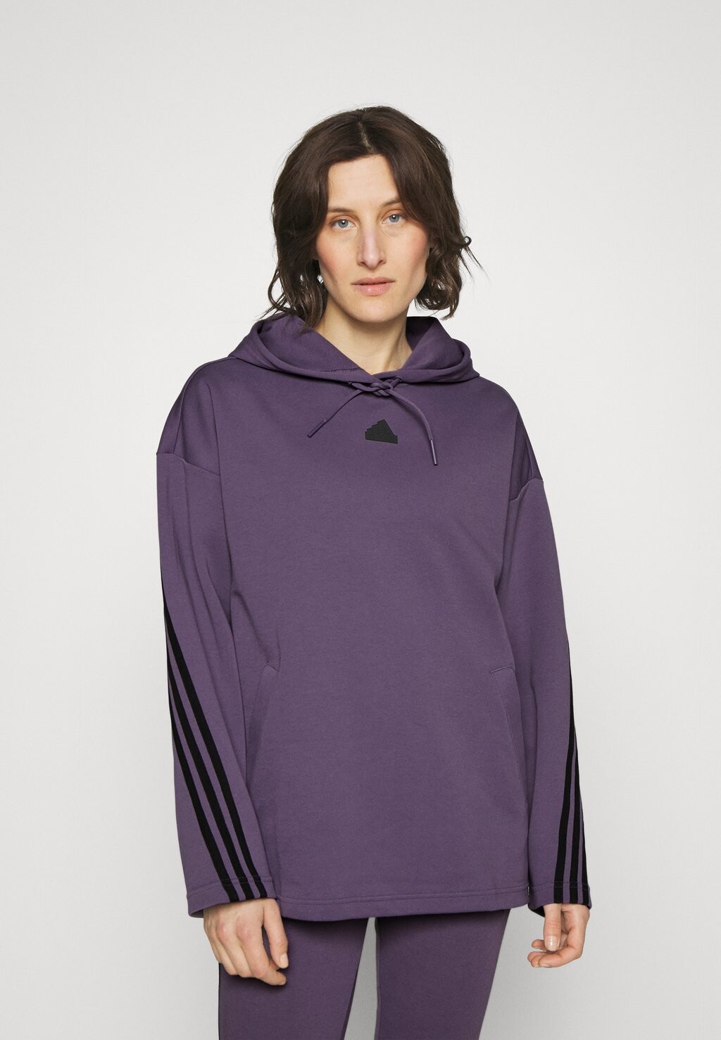 Толстовка ХУДИ adidas Sportswear, тень фиолетового цвета