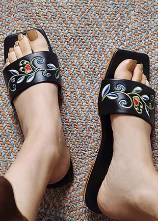 Женская мода вышитые цветы удобные слипоны на повседневных слайдах с квадратным носком Тапки