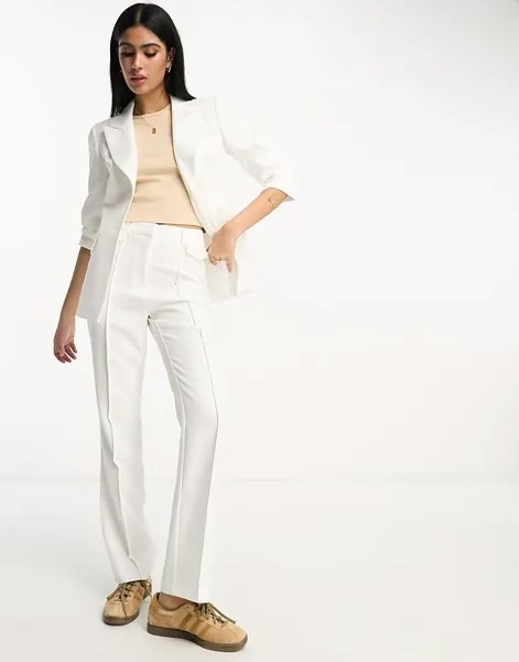 Брюки Miss Selfridge = цвета слоновой кости = прямого кроя с защипами спереди, комбинированная модель