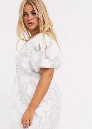 Фактурное приталенное чайное платье Skylar Rose Plus-Белый