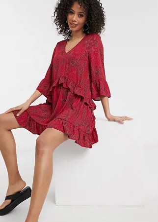 Красное свободное платье с оборками и абстрактным принтом Vero Moda Tall-Многоцветный