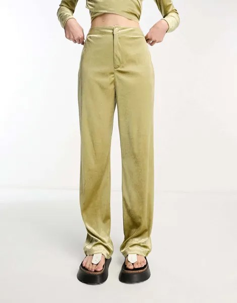 Бархатные широкие брюки зеленовато-желтого цвета Urban Threads