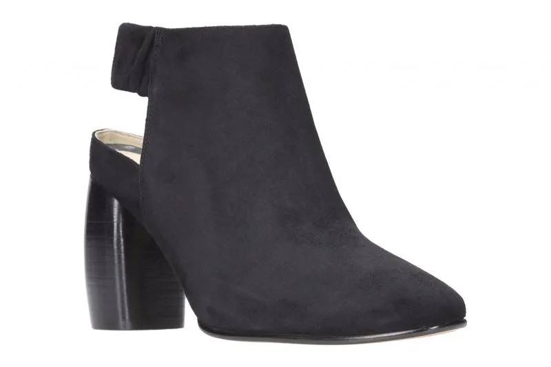 Женские ботильоны Clarks(Grace Margot 26131121), черные