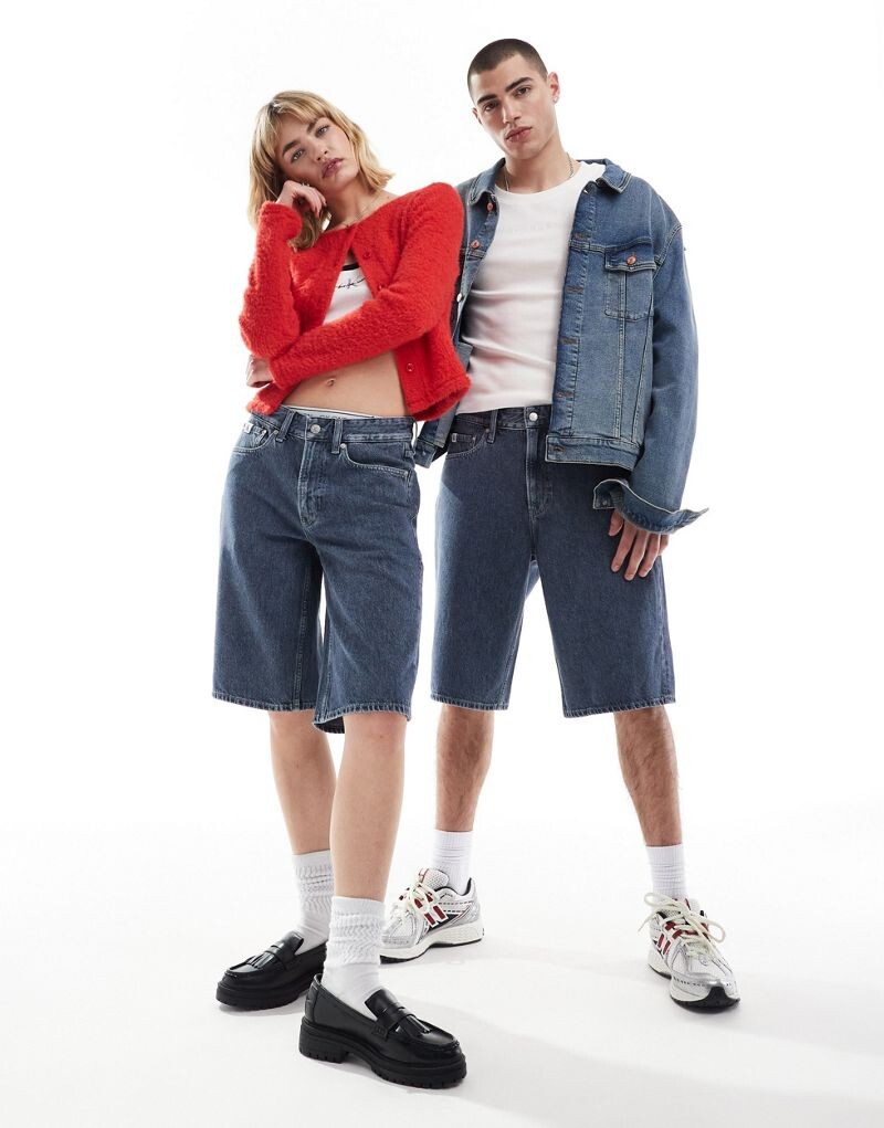 Calvin Klein Jeans — серые шорты прямого кроя унисекс в стиле 90-х — только на ASOS