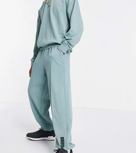 Зеленые выбеленные джоггеры в стиле oversized Puma – эксклюзивно для ASOS-Зеленый цвет