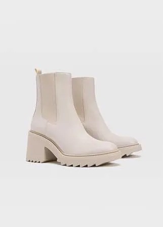 Stradivarius Ботильоны На Каблуке И Рифленой Подошве Розовато-Бежевый 36